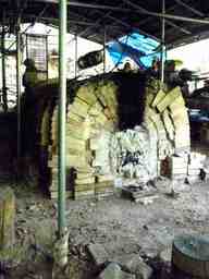 木呂子窯の薪窯焼き